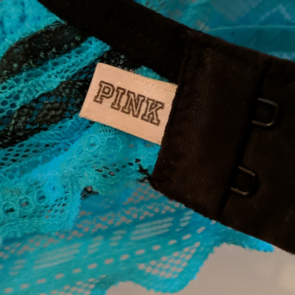 Blue lace racerback padded bra - Picture 4 of 4